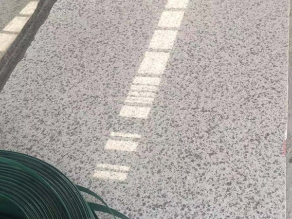 從黃銹石到經(jīng)典美學(xué)：中式庭院景觀中的石材應(yīng)用解析。(圖3)