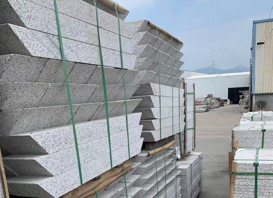 建筑裝飾新寵！路沿石價(jià)格便宜，提升城市形象無壓力(圖1)