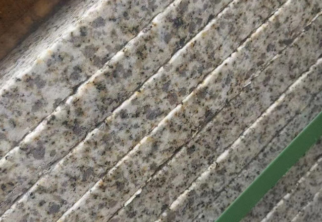 黃銹石加工創意應用，點亮生活中的藝術之美！(圖1)