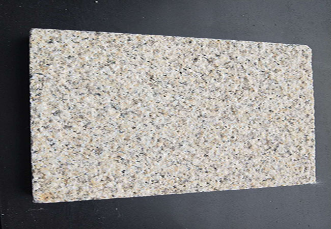 不止于美觀：芝麻灰干掛石材實現建筑的功能與實用性(圖3)