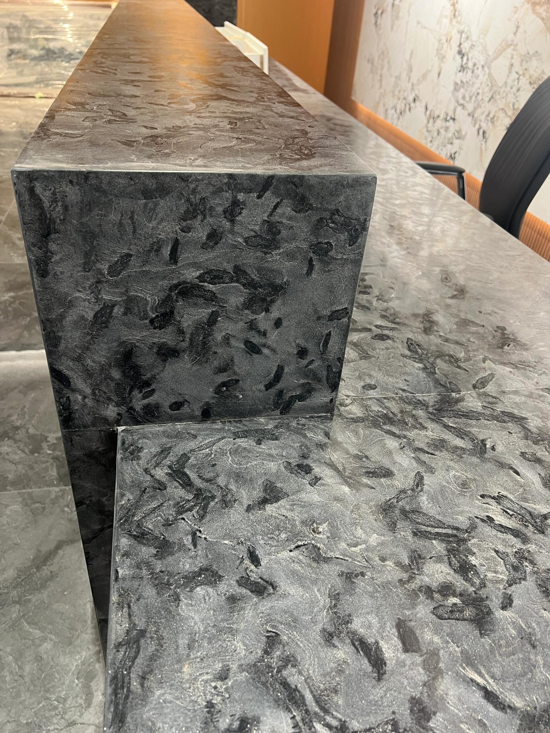 安哥拉黑大理石自然面護坡石加工