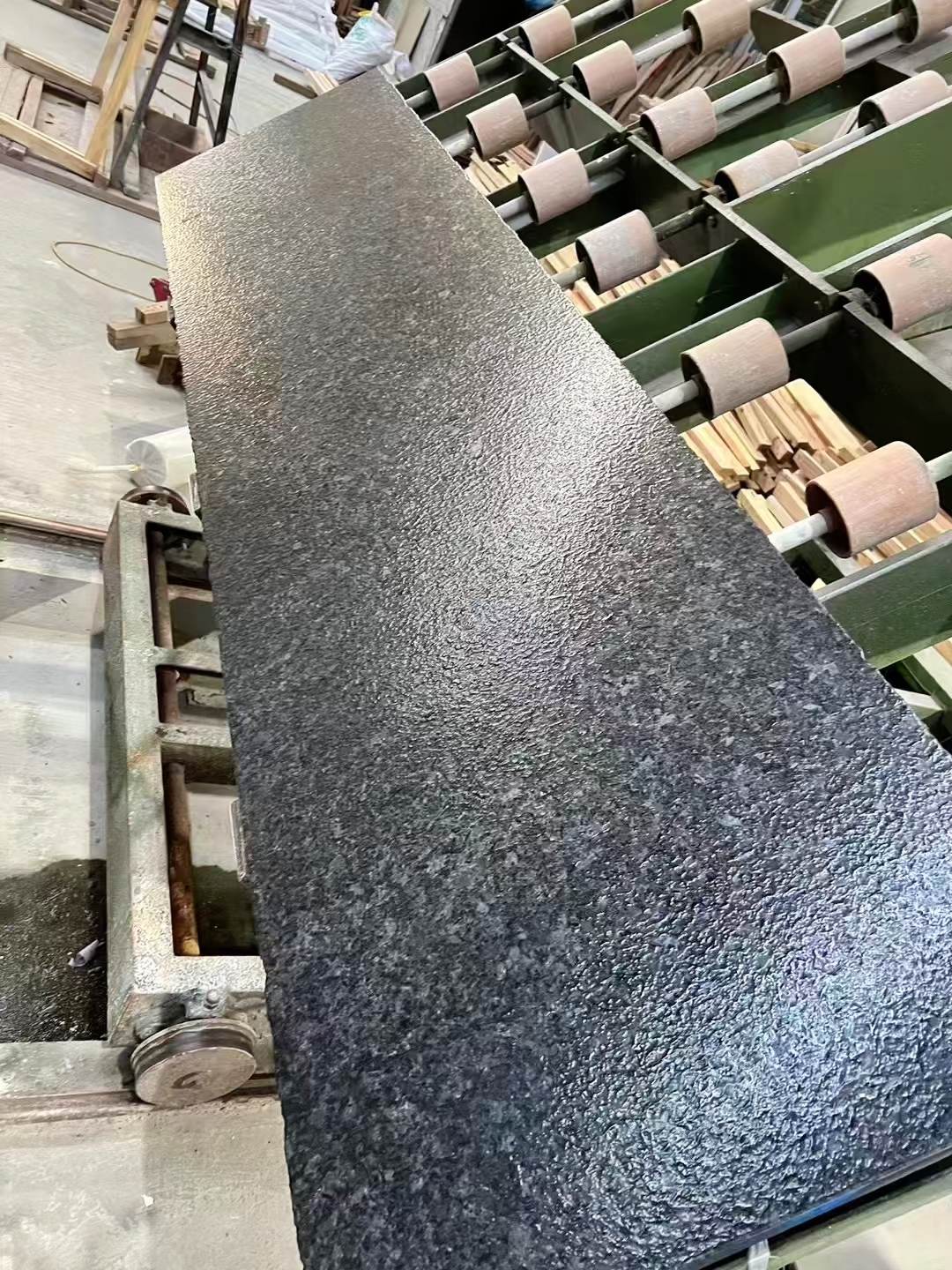 安哥拉黑石材自然面外墻用料供應