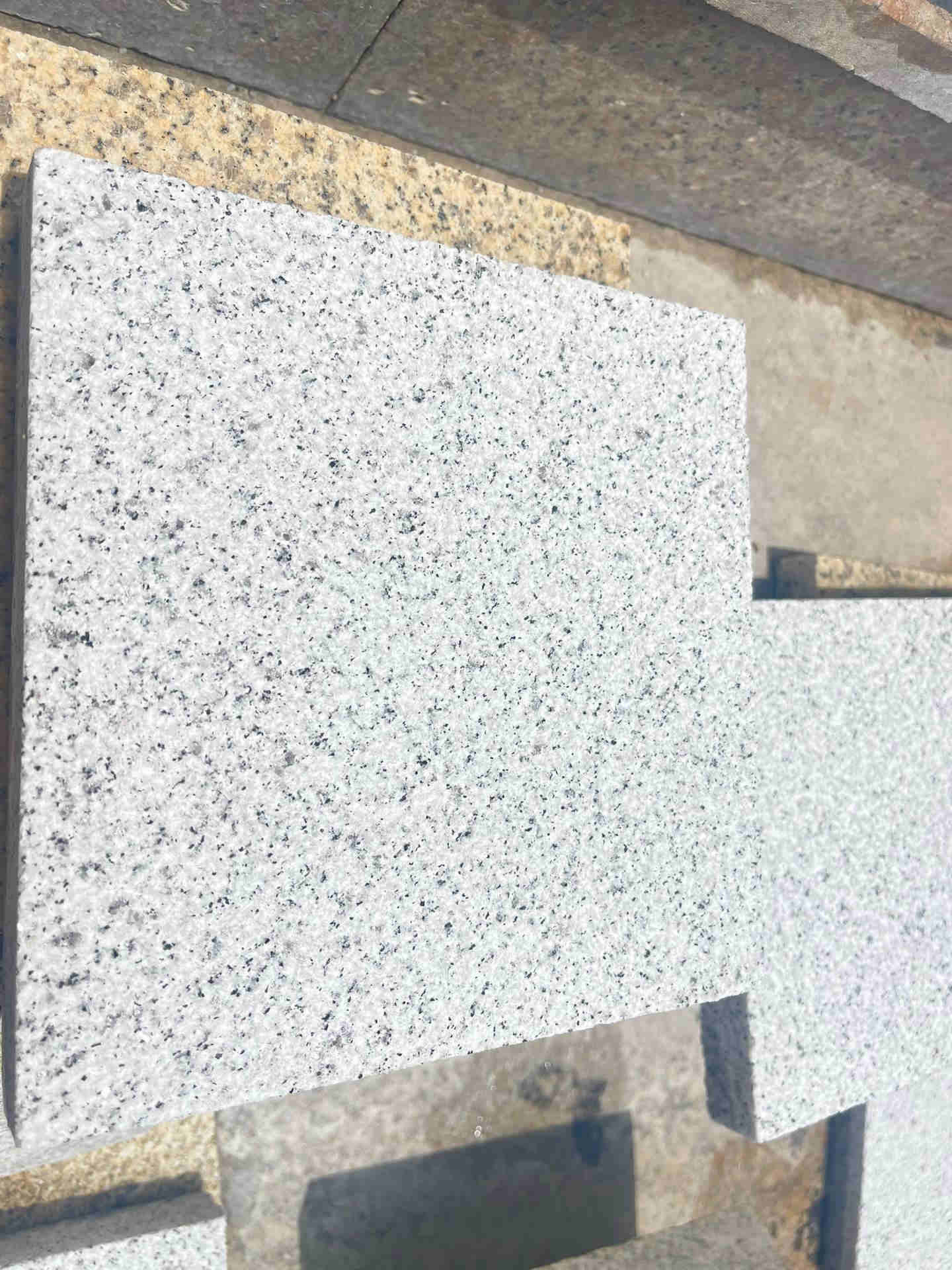 國產白麻石材廠家(圖1)