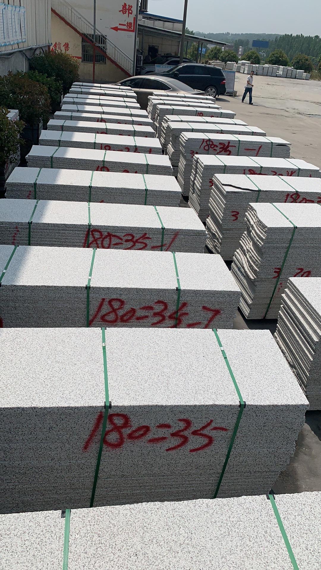 北京白麻石材使用場(chǎng)景與山東白麻對(duì)比