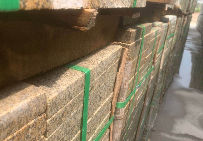 黃銹石外墻干掛石材荔枝面600×600規格(圖4)