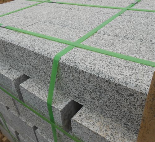 路沿石一個立方多少錢