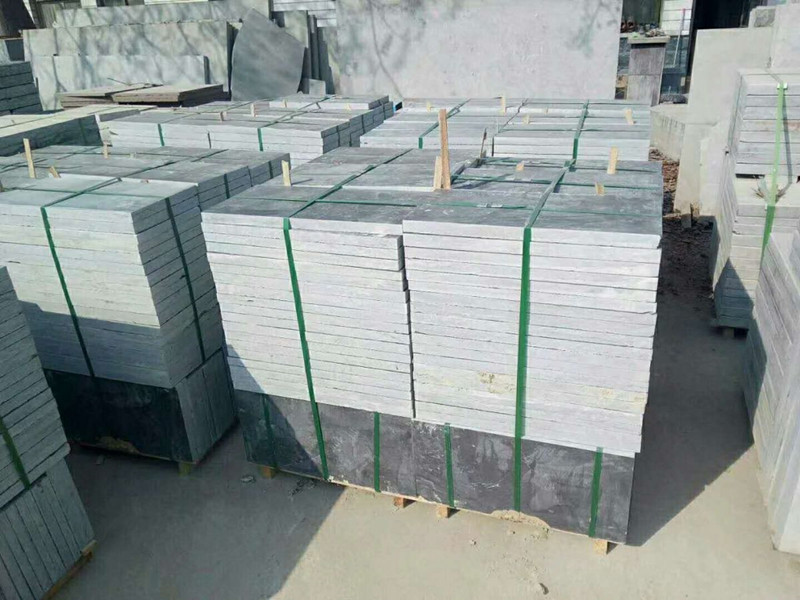 青石臺階石用于庭院臺階與坡道時常用厚度及承重適配要求