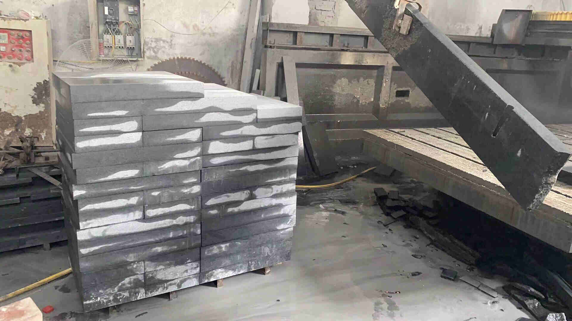 蒙古黑馬蹄石(圖4)