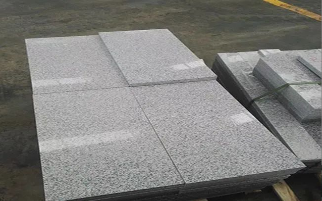 珍珠花路沿石天然石材廠家批發(fā)生產(chǎn)供應(yīng)