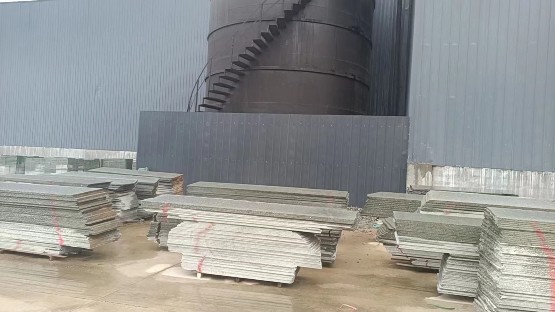 路沿石石材批發廠家天然石材珍珠花供應(圖1)