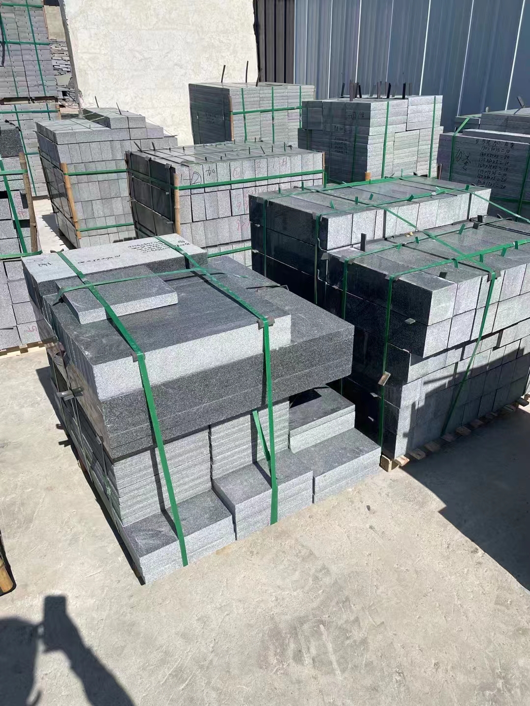 g654芝麻黑墓碑石生產廠家