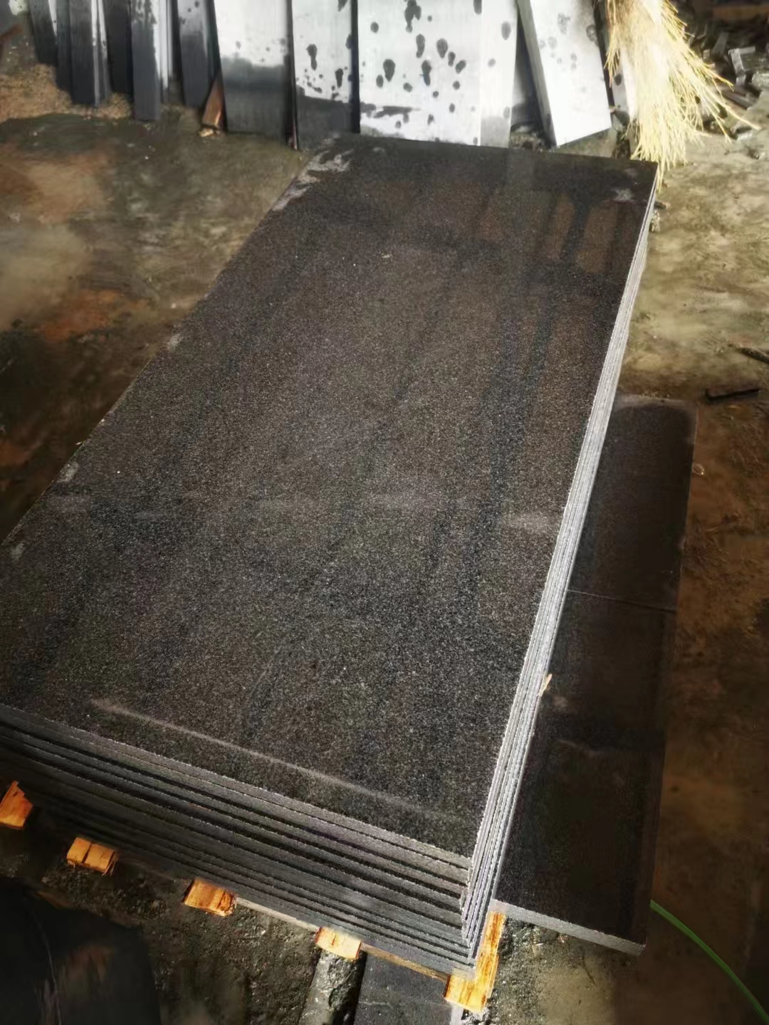 山東芝麻黑50厚石材價(jià)格