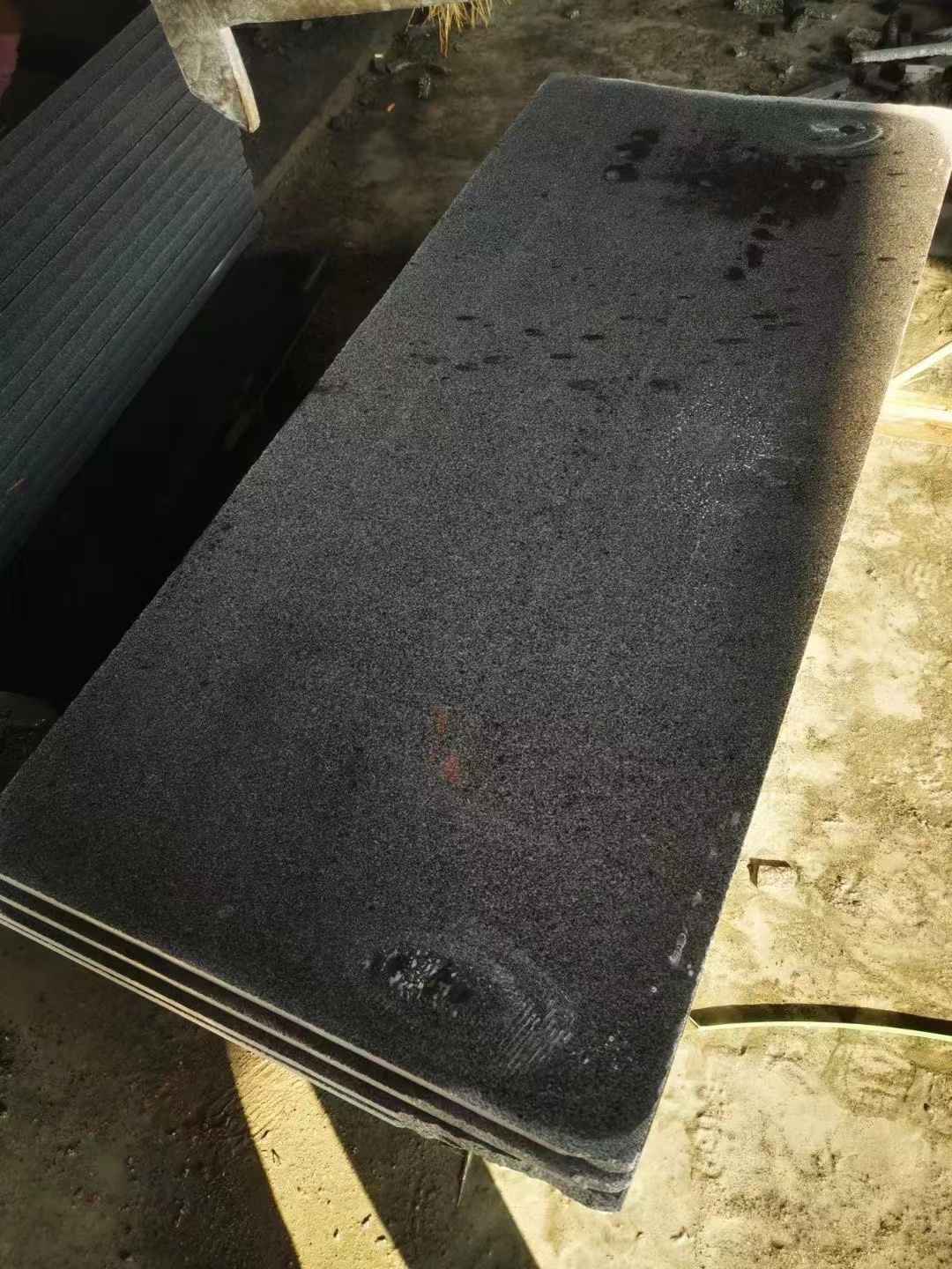 章丘黑樓梯板生產廠家定制