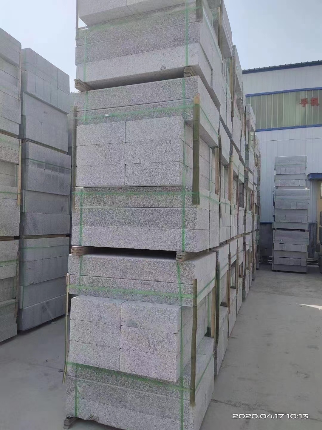 芝麻灰荔枝板花崗石