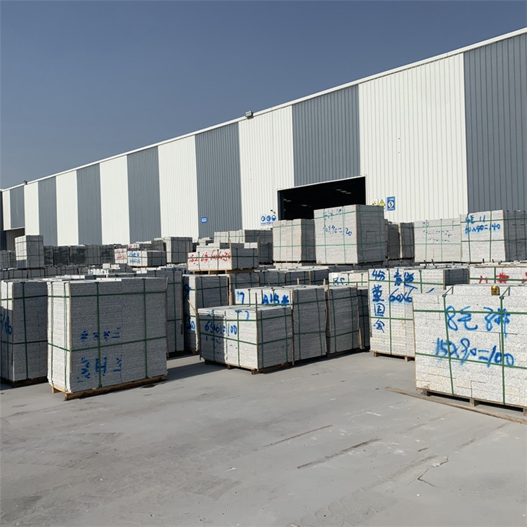 河北芝麻灰石材產地來自哪里(圖3)