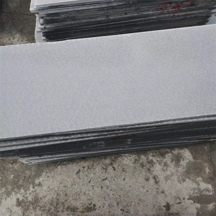 芝麻灰火燒板多少錢 平方