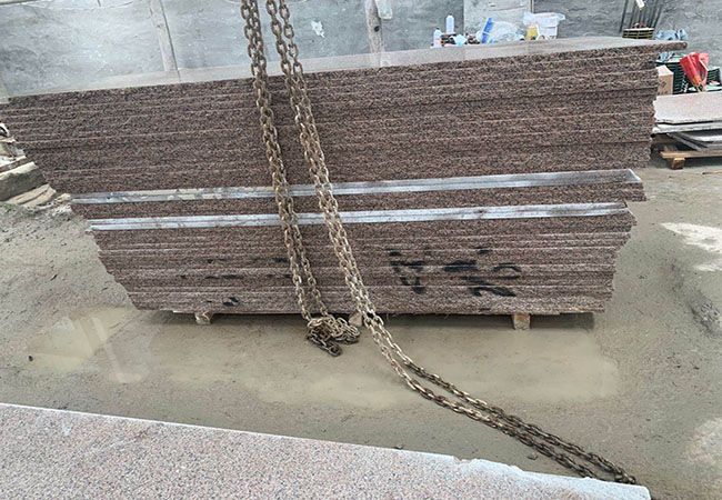 不同表面處理（拋光、啞光、荔枝面）對石材性能的影響