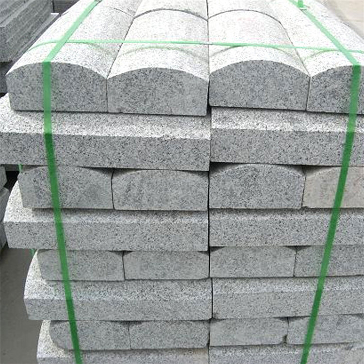 芝麻灰花崗巖光面圖片路沿石(圖2)