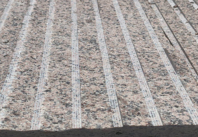 黃金麻自然面跟荔枝面區別