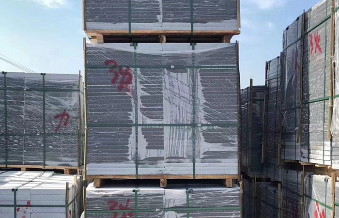 芝麻灰花崗巖火燒板優缺點？