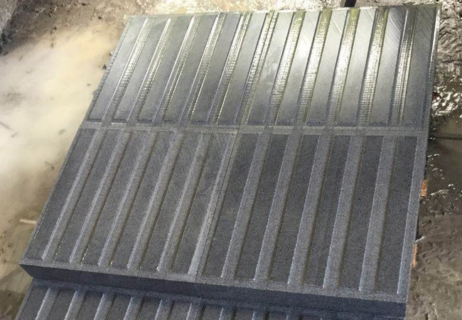 芝麻黑導盲磚價格如何多少