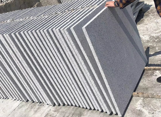 芝麻白火燒面石材廠家