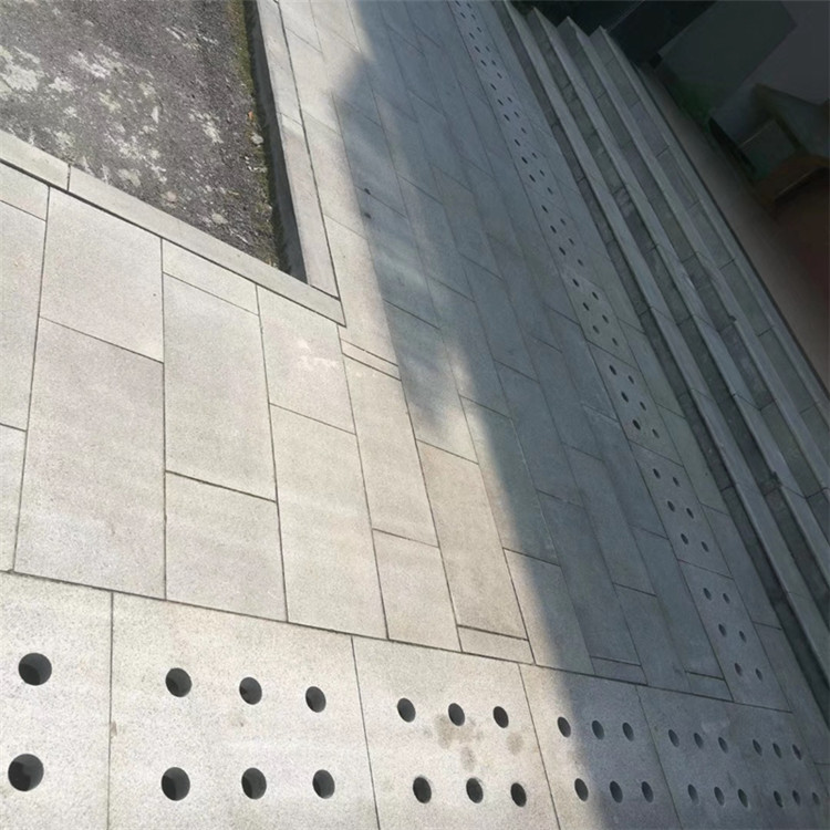 芝麻灰火燒板顏色不均勻(圖2)