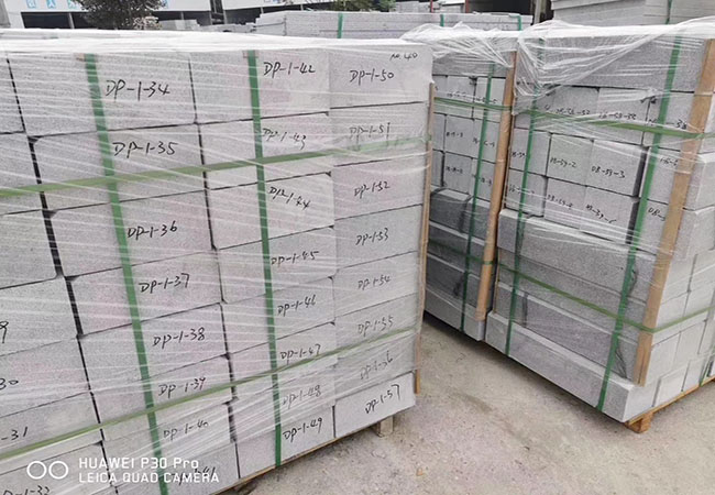 芝麻白芝麻灰色花崗巖(圖4)