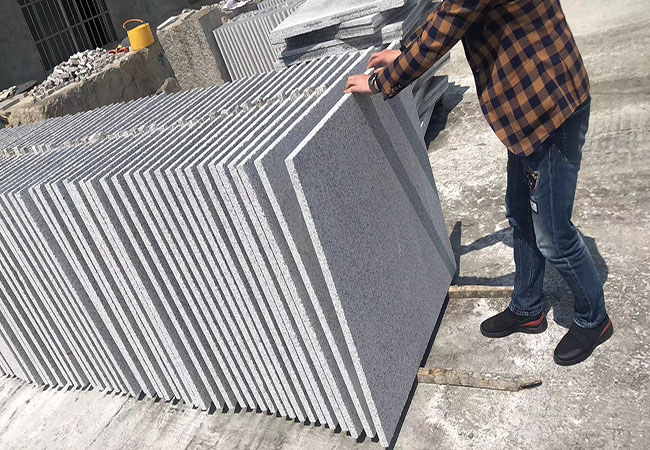 小院設計靈感：10個令人驚嘆的庭院案例(圖1)