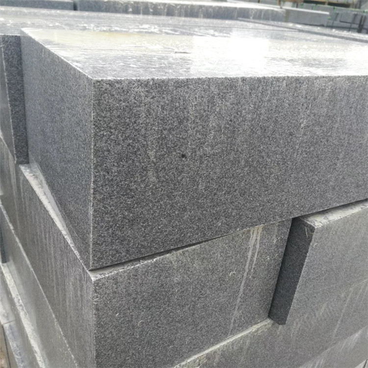 30mm芝麻灰花崗巖價格