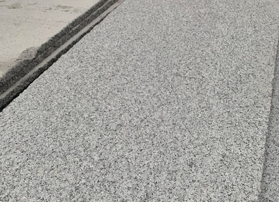 芝麻灰花崗巖廠家產品使用場景推薦