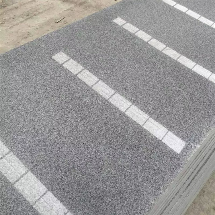 芝麻灰花崗巖廠家產品密度硬度參數