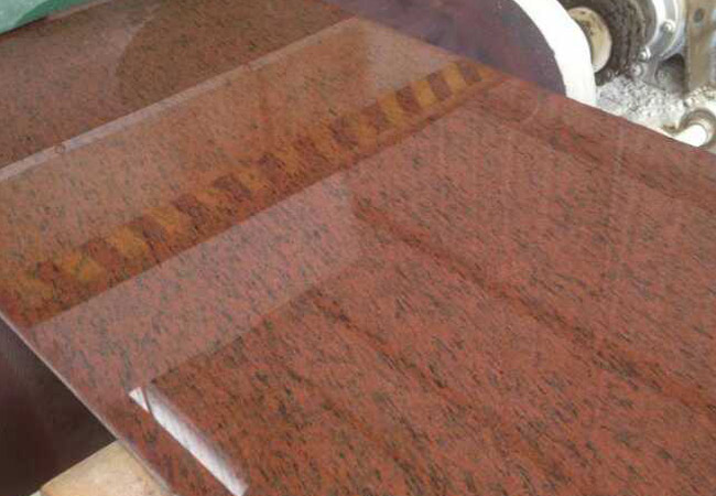 沙漠玫瑰紅石材，美國紅麻花崗巖區(qū)別