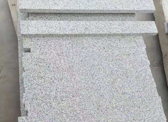 芝麻黑花崗巖廠家聯系電話與石材價格參考