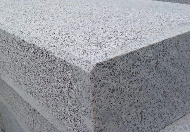 家裝必讀！門窗材質(zhì)大揭密，為你打造舒適宜居之家！