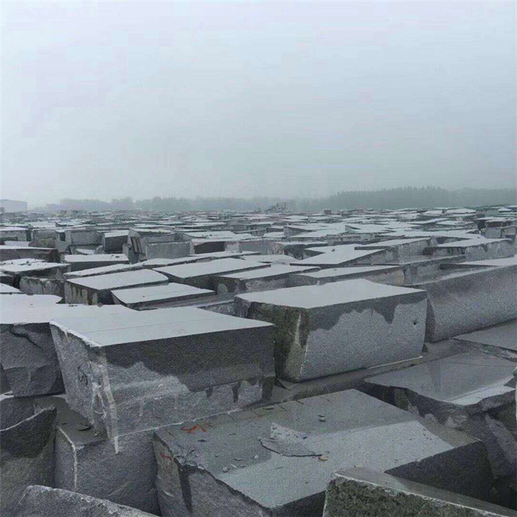 人造大理石宣稱比天然大理石更耐用，這是真的嗎？(圖3)