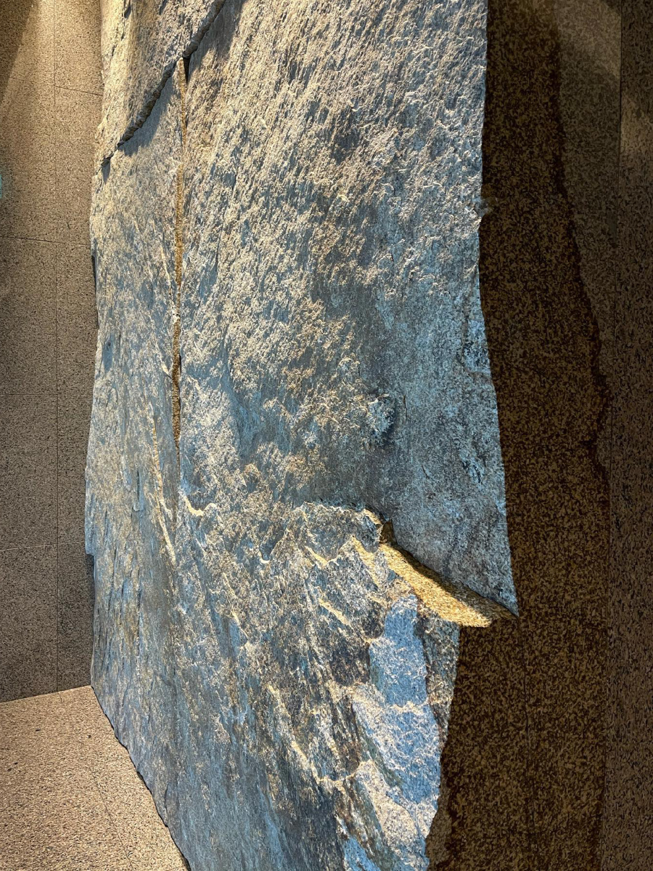 石材背景墻|灰色、白色、咖啡色哪一款適合你